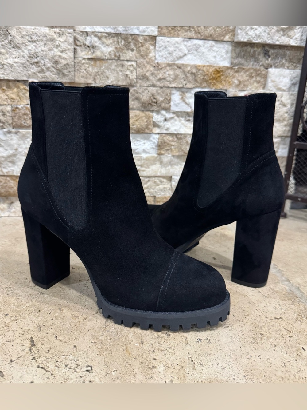 Stuart Weitzman Wenda Lugged Sole Chelsea Boots Black Suede EUR Size 37.5 / US 7